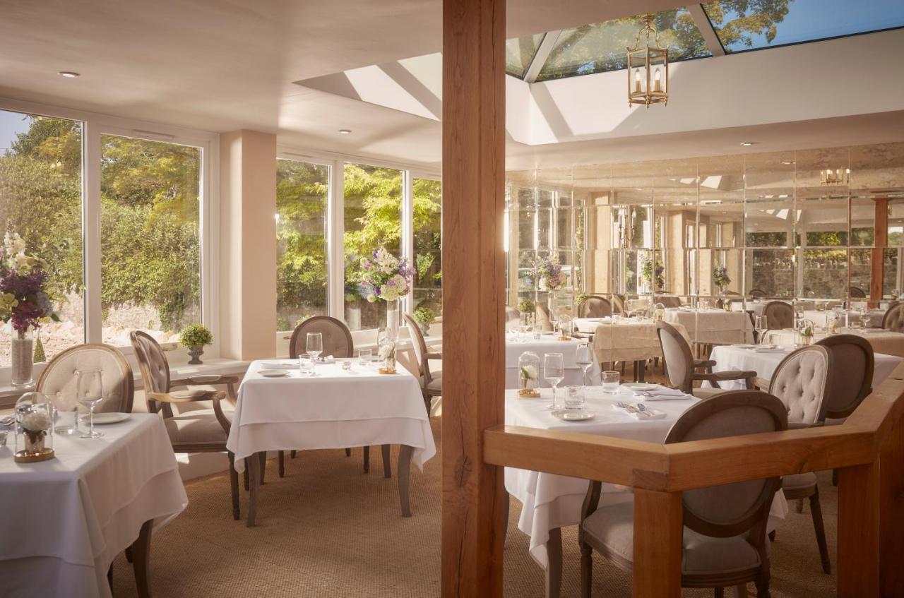 Bathen House Boutique Hotel Exterior foto The restaurant at The Grove