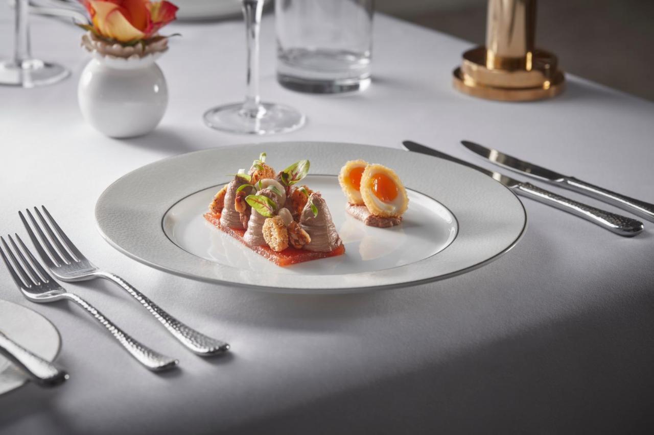 Bathen House Boutique Hotel Exterior foto A dinner plate