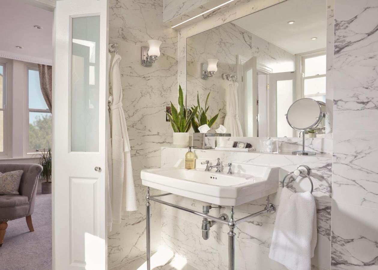 Bathen House Boutique Hotel Exterior foto Bathroom